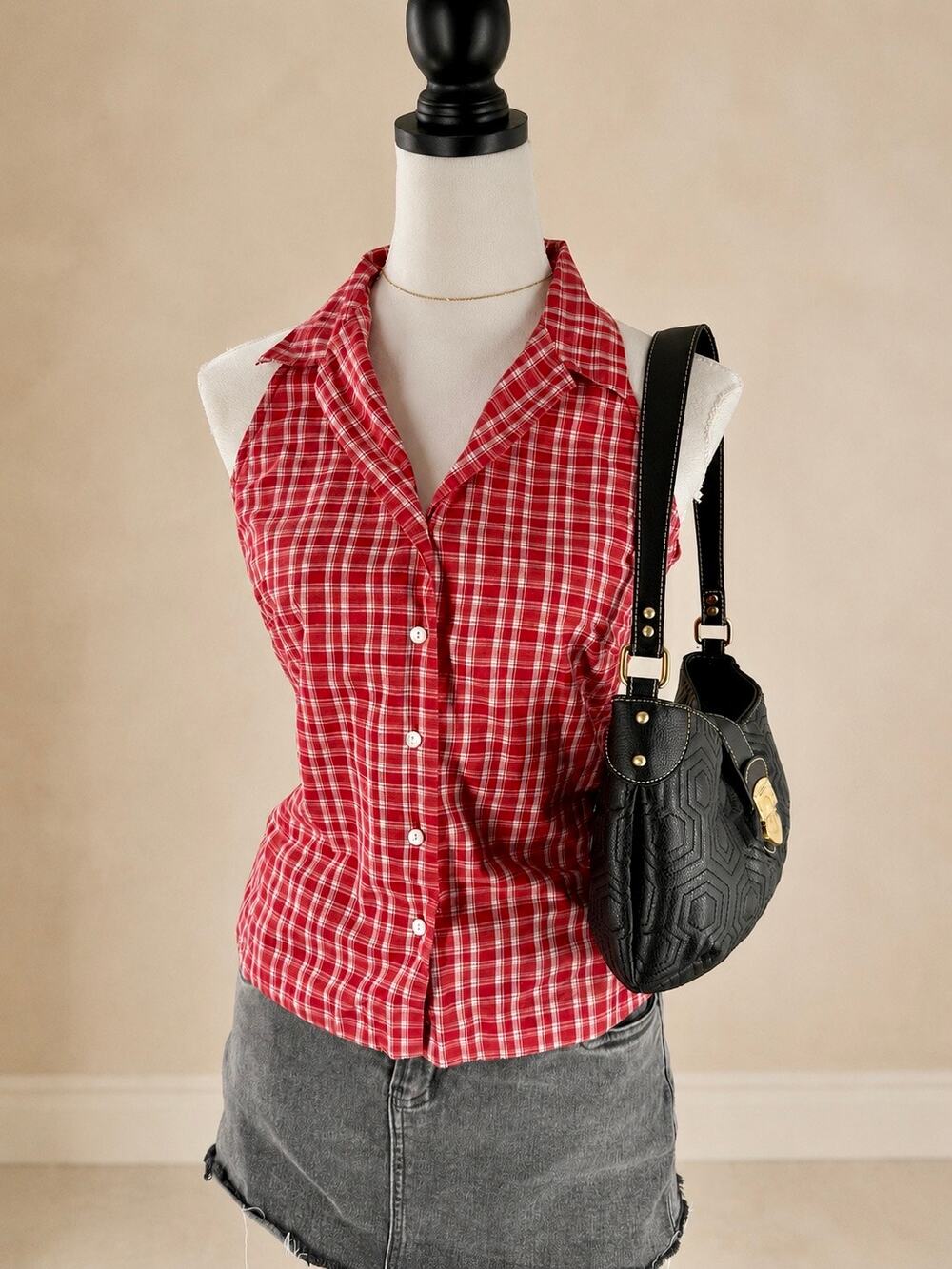 Ann Taylor Red Plaid Sleeveless Button Front Top Size 8 Y2K Preppy